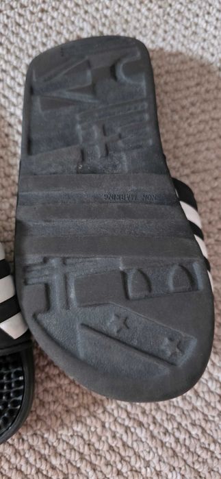 Адидас Adissage номер 35