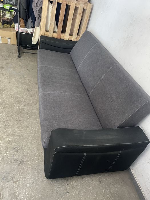 Canapea  extensibila  4 locuri