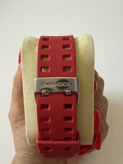 Casio G-Shock GA-100B-4A – чисто нов, оригинален