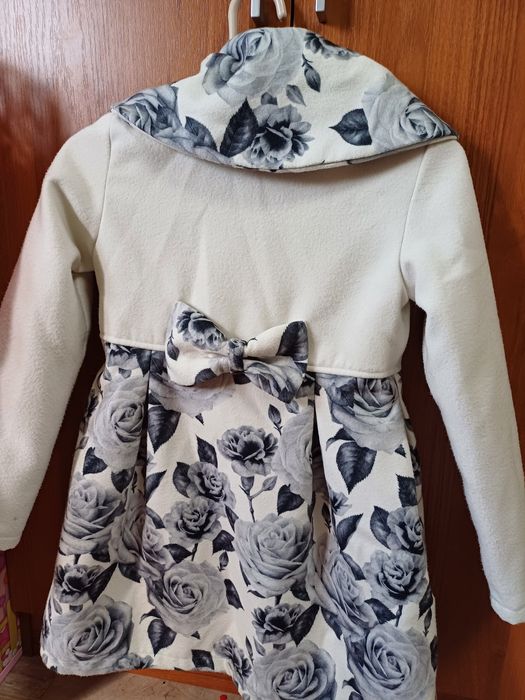 Детско палто и рокля в комплект 134