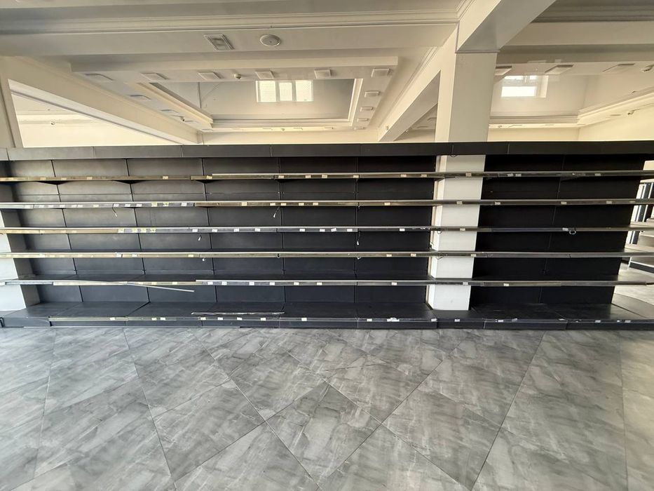 Market uchun stilajlar va marazelkalar sotiladi