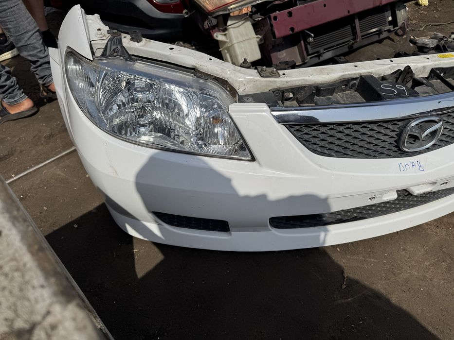 Носкат, перед, морда на Mazda 323 BJ