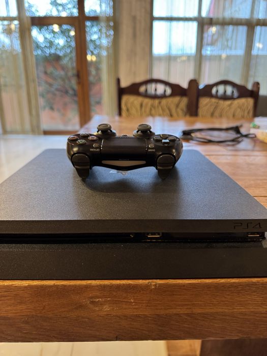 Consola SONY PlayStation 4 Slim 500 Gb + Controller