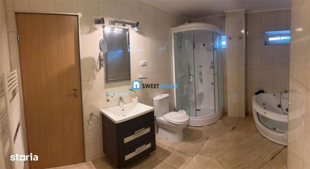 Hotel de vanzare in inima Branului