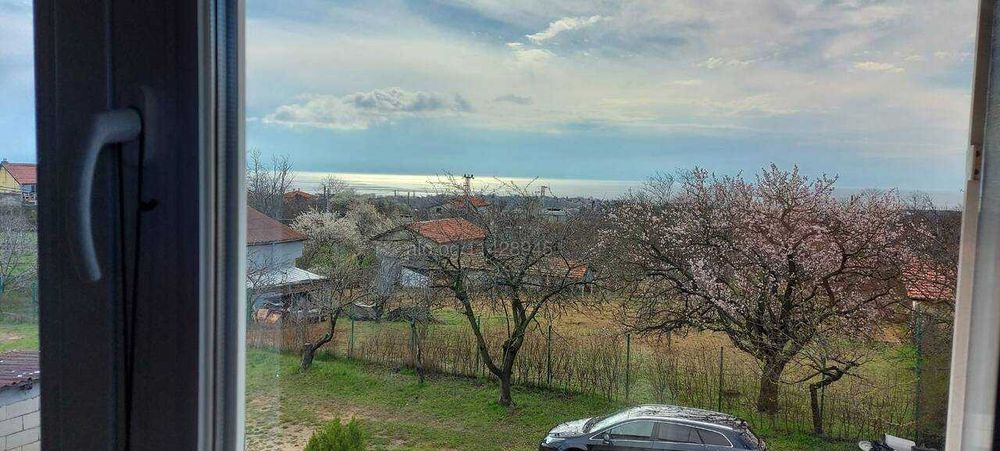 продавам къща варна