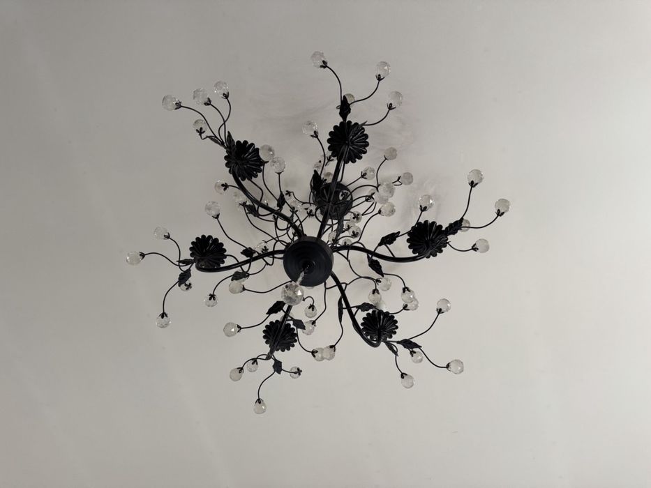 Люстра в иделаьном состоянии