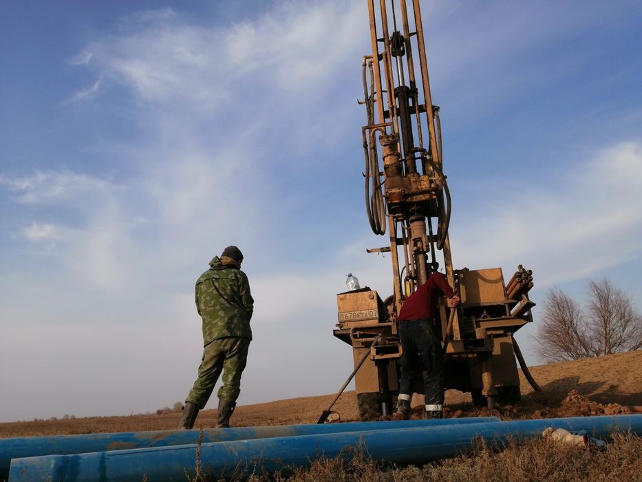 Бурение скважин на воду                              .          .