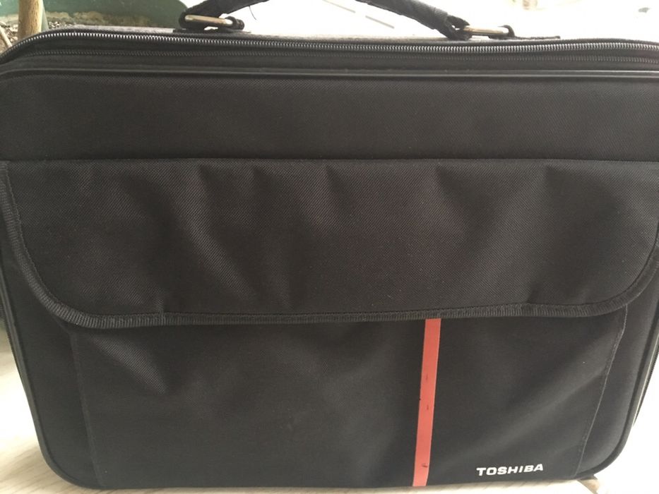 Чанта за лаптоп Toshiba