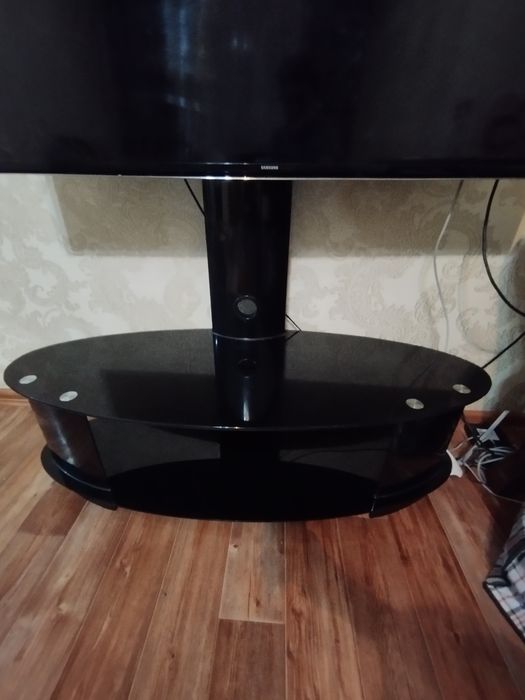 Подставка для телевизора