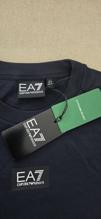 Tricou băieți Emporio Armani original,marimea 150,12 ani,nou,cu eticheta