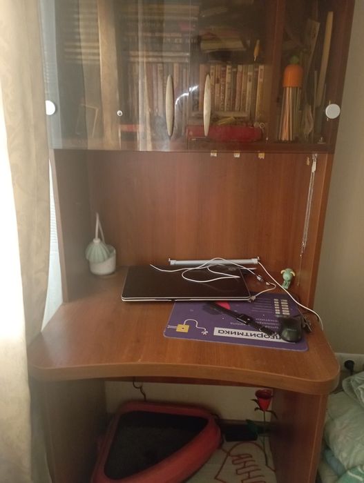 Стол компьютерный