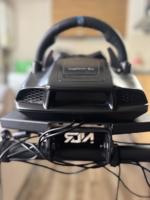 Волан с педали Logitech G29, черен, PC/PS4/PS5