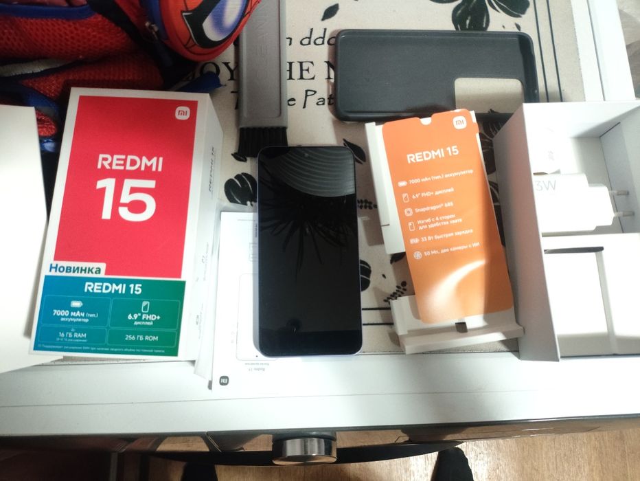Продам смартфон redmi 15 8/256