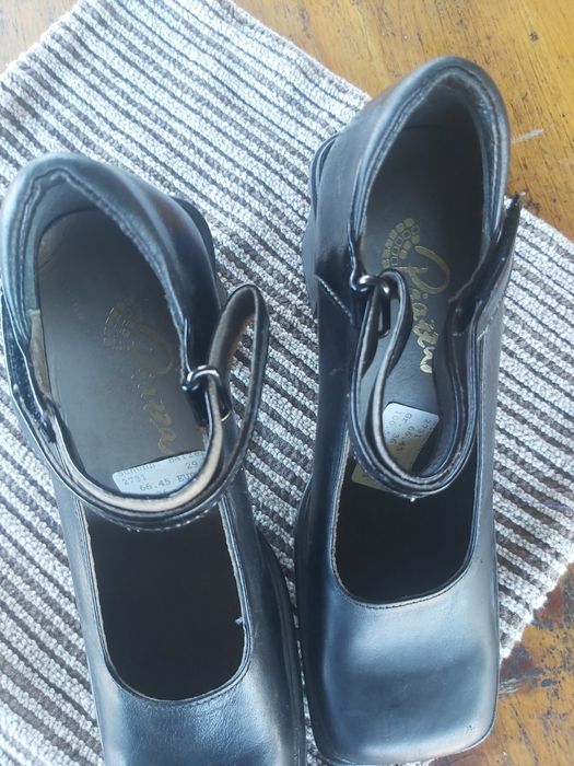 Pantofi comozi si eleganti