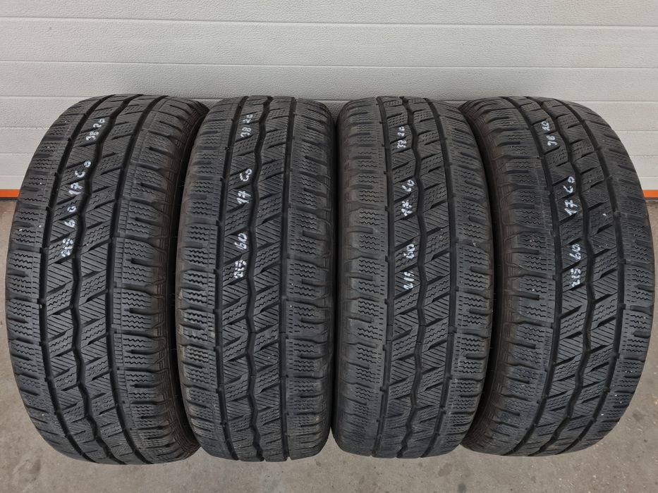 Зимни гуми за Бус 4 броя HANKOOK Icept LV 215 60 R17C дот 3820