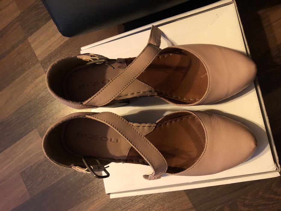 Pantofi roz pudra noi, Rizzoli, nr 39