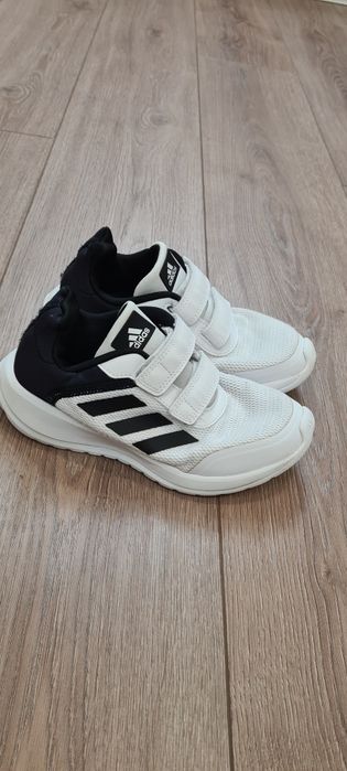 Кроссовки детские 33 размера