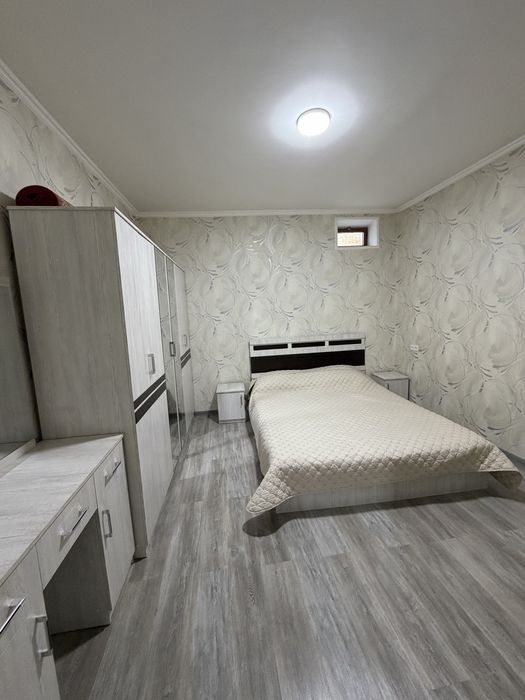 Ijaraga srichno beraman oilalilar uchun ikki xonali. Xovli. Bez makler