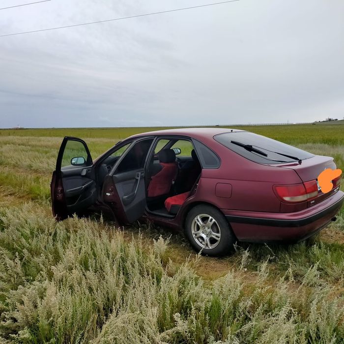 Тайота Карина е, 1.6