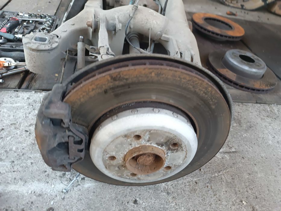 Bmw e60 e61 535d 286коня