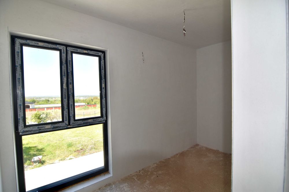 Продава се Къща в с. Марково, Област Пловдив - 252 кв.м за 1250 €/кв.м - Снимка #8