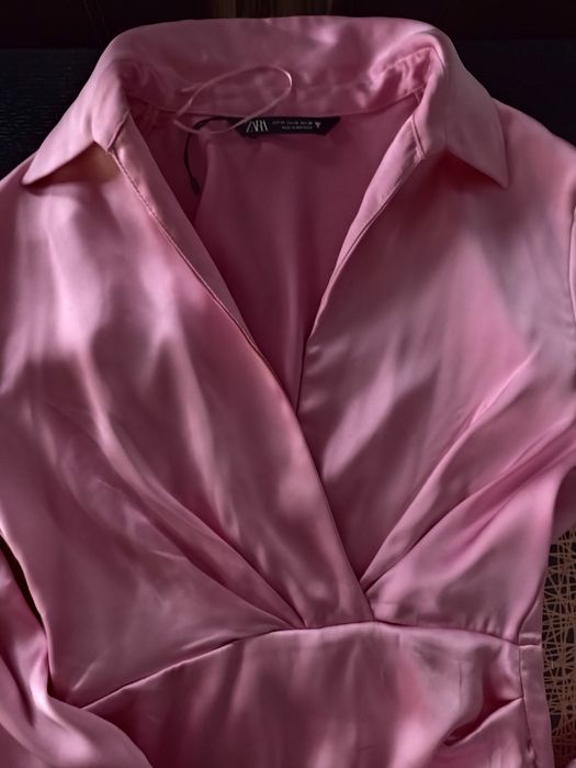 Rochita roz , material "plin"