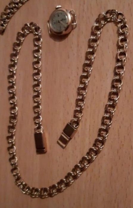 Часы золотые наручные