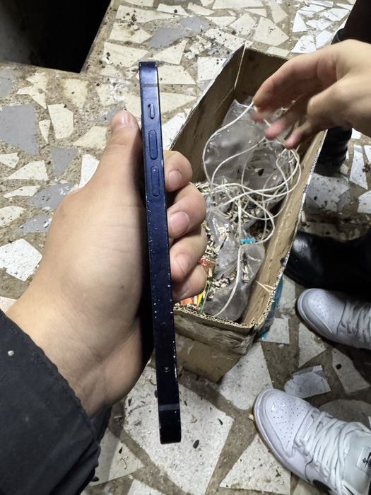 Айфон 12 5G 77акб