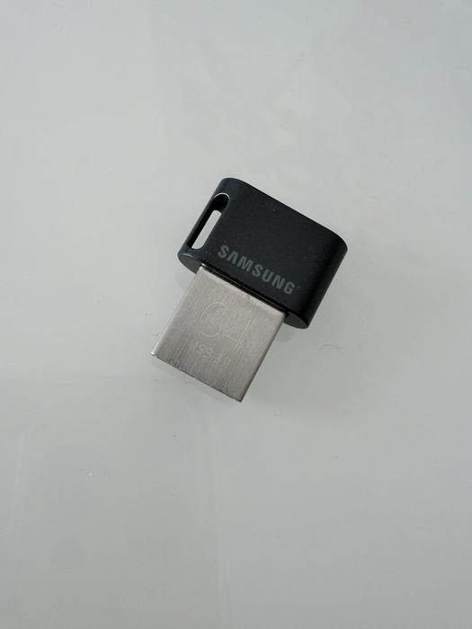 Samsung Fit USB Drive 64GB New