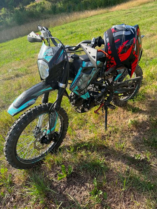 Cross 150 alfarad