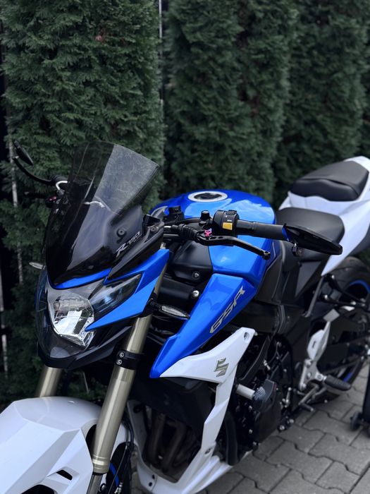 Suzuki GSR 750  Abs