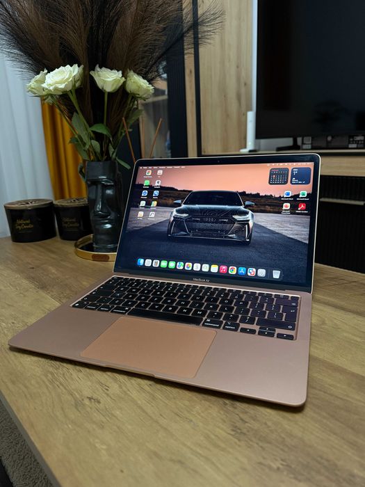 MacBook Air 13” 2020  Gold Apple M1 / 256GB SSD (365 cicluri încărcare)