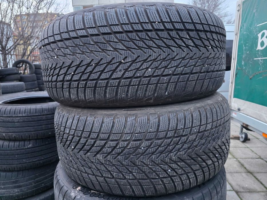 2бр Зимни гуми 245 45 18 - Goodyear - DOT 2023
