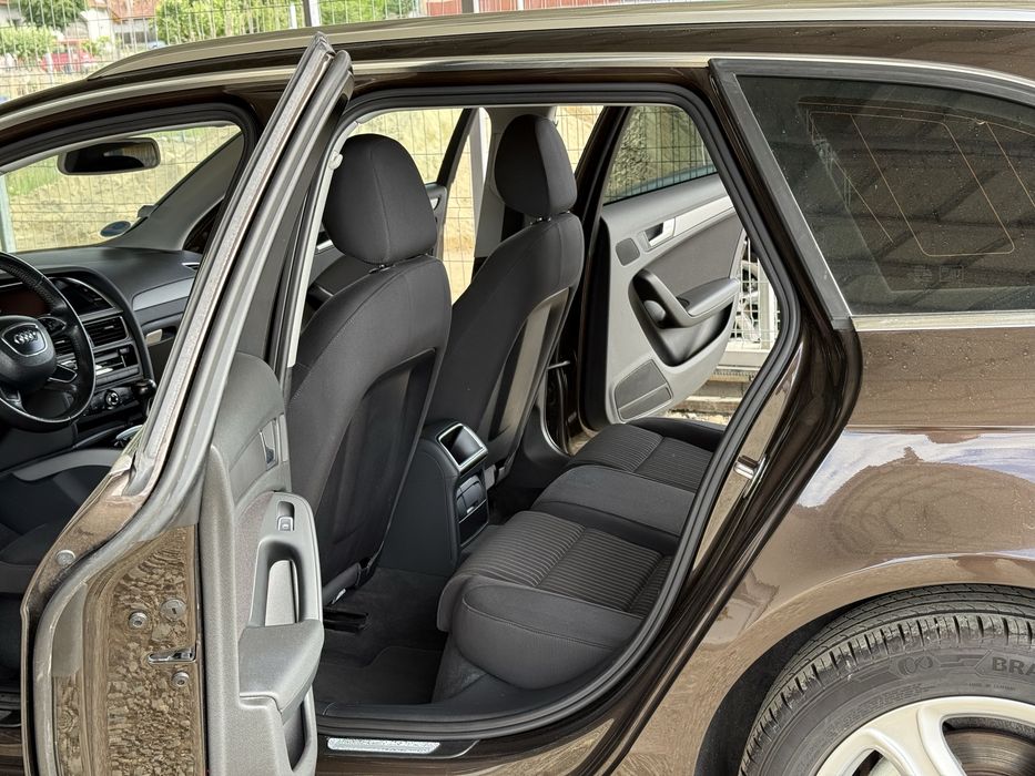 Audi A4 B8.5 2.0 TDI 11/2012 143 CP Euro 5 SE POATE IN RATE