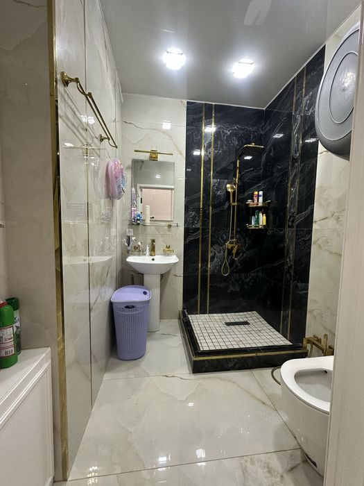 Dupleks dom 6/7 srochna sotiladi