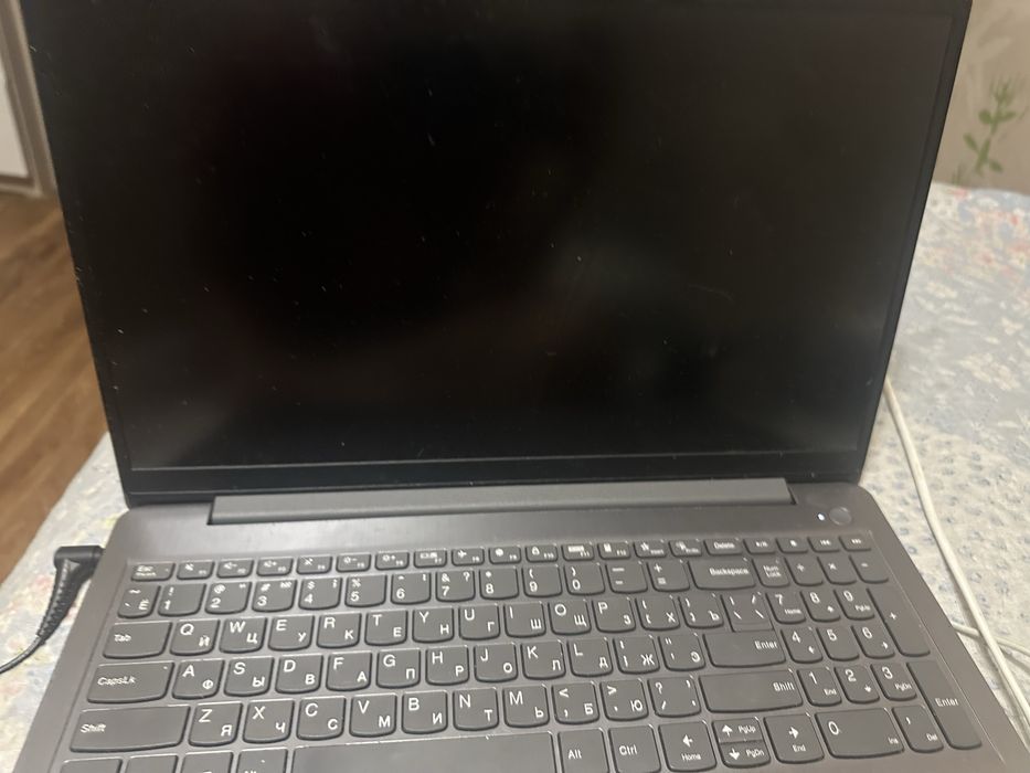 продам ноутбук леново IdeaPad 3