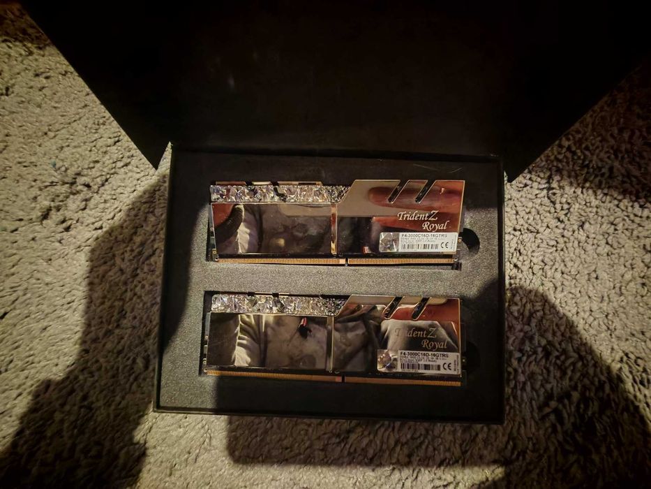 Рам памет G.SKILL Trident Z Royal 16GB (2x8GB) DDR4 3000MHz
