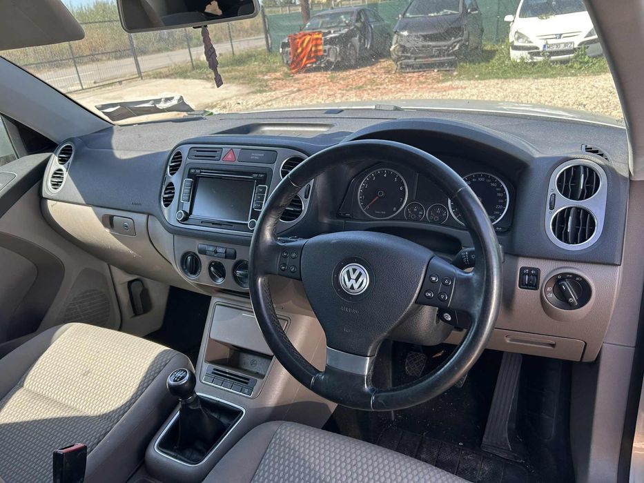 Piese VW TIGUAN an 2009 motor 1,4 TSI BWK .bara fata,aripi,capota LR7L