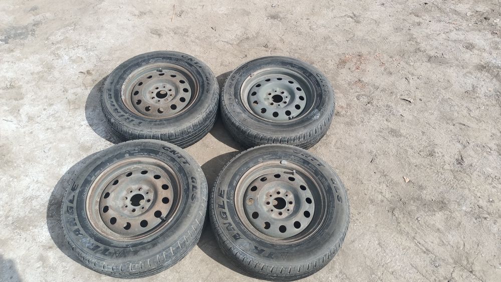 Летние шины размером 14