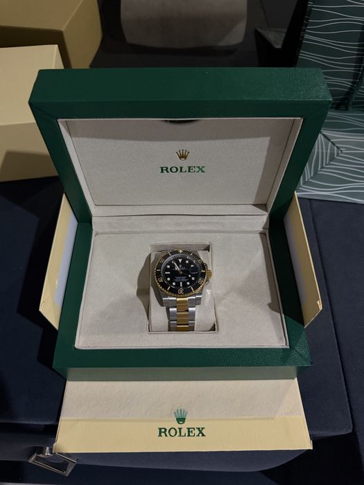 Vand ceas Rolex Submariner Gold
