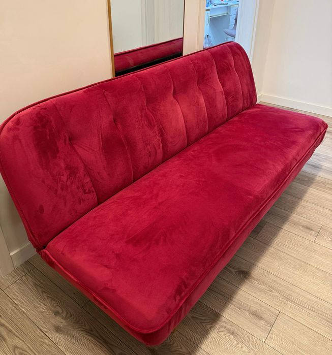 Canapea roz extensibila