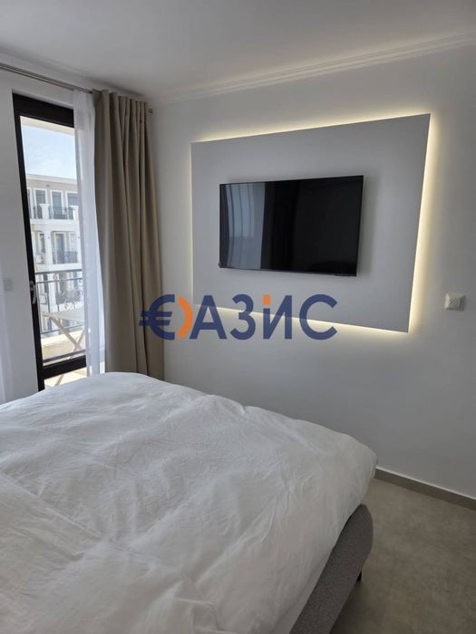 Апартамент с 1 спалня в комплекс Полар Стар, 53 кв. м., Свети Влас,