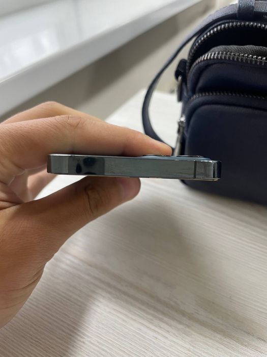 iphone 12 pro 128/76
