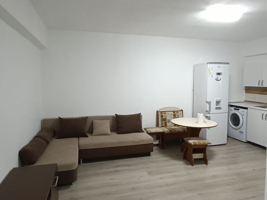 Inchiriez apartament 2 camere cladire noua curte privata in spate la Gradina Botanica