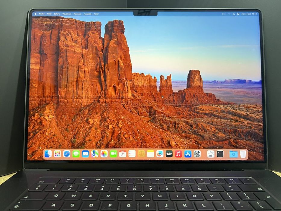 MacBook Pro M3 Pro 16" 512Gb 18Gb Ram Space Black Second-Hand Foarte B