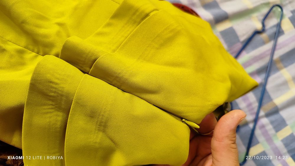 Ayollar Vecherniy kiymi razmer 44 46