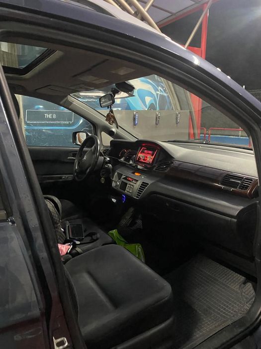 Vand masina honda Fr-v
