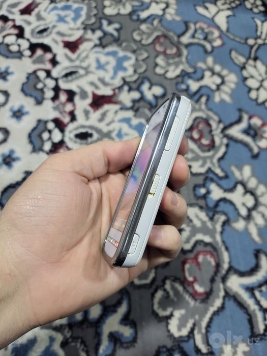 Nokia 5230 white sotladi