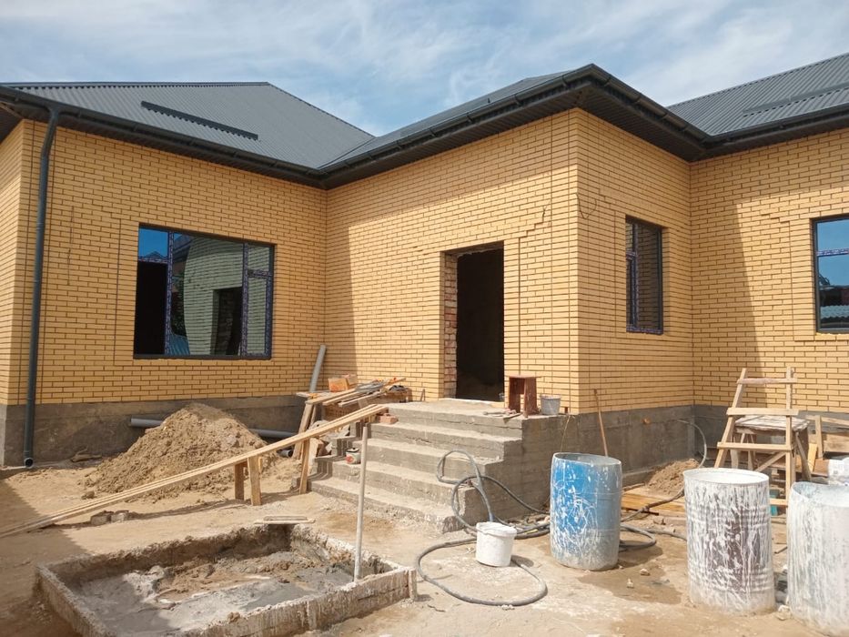 Кирпич 220-440 тг