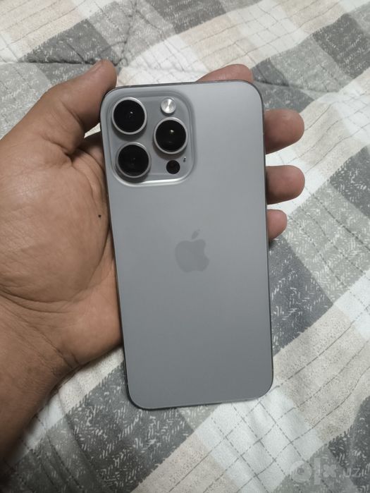 Iphone 15 pro max 256 81%